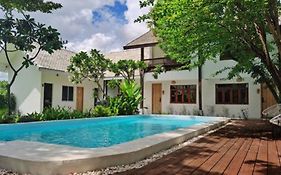 โรงแรมอะโอโน่
